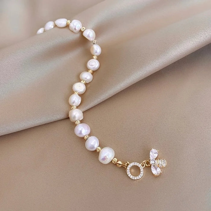 Elegant Baroque Pearl String Bracelet For Woman Luxury Zircon Bee Pendant Bracelet Fashion Girl's Sweet Jewelry