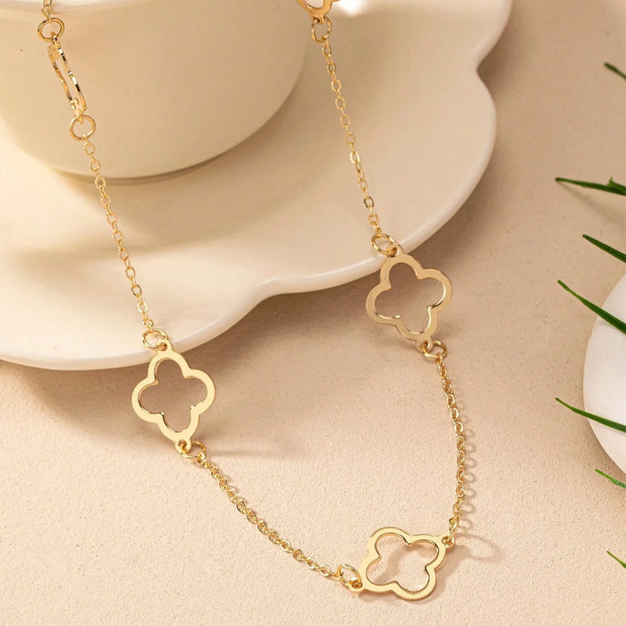 One Hollow Out Clover Pendant Long Chain Vintage Elegant Women Necklace With European And American Style