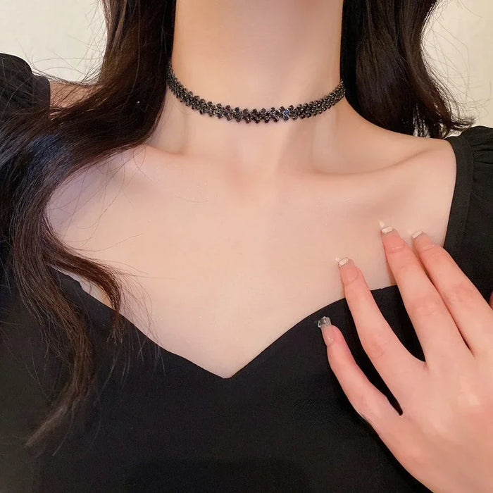 Luxury Fashion Full Rhinestone Choker Necklaces for Women Geometric Crystal Necklaces Weddings Jewelry