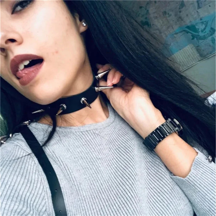 Punk Long Spike Choker Faux Leather Collar for Women Men Cool Big Rivets Studded Choker Goth Style Necklace Accessories