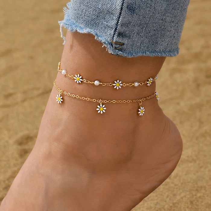 Elegant Daisy Flower Anklet with Handmade Pearl Chain Anklets for Women Summer Beach Sandals Accessories Bracelet on The Leg