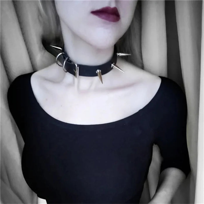 Punk Long Spike Choker Faux Leather Collar for Women Men Cool Big Rivets Studded Choker Goth Style Necklace Accessories