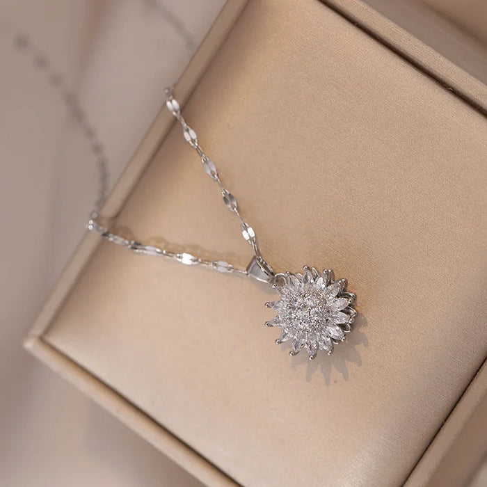 New Light Luxury Style Women's Necklace Rotatable Zircon Sunflower Sunflower Creative Pendant Necklace Holiday Birthday Gift