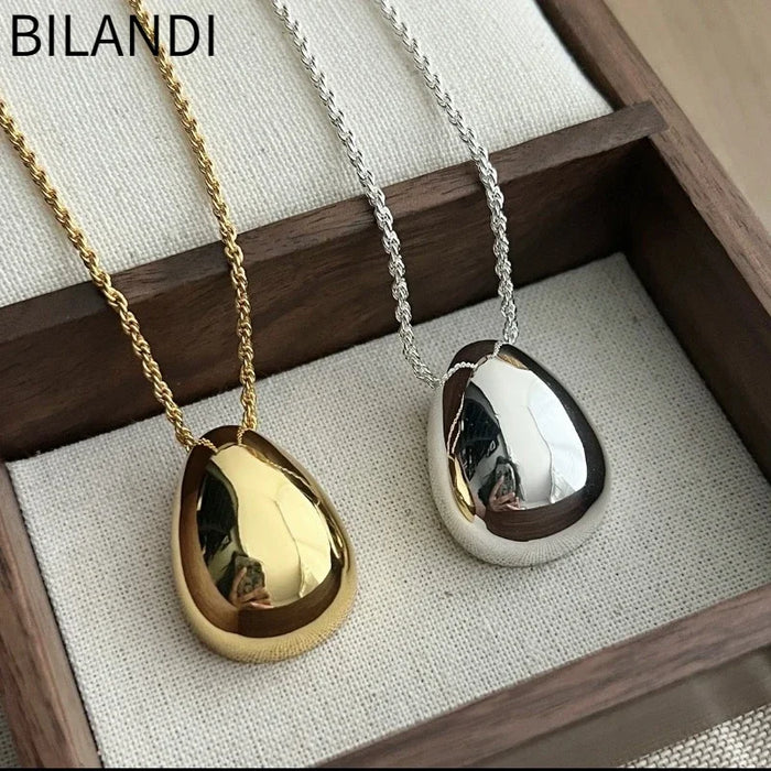 Bilandi Fashion Jewelry Simple Delicate Design Smooth Metal Teardrop Pendant Necklace For Women