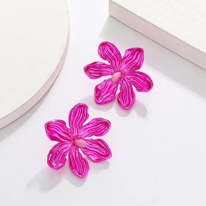 New in European and American Personality Exaggerated Alloy Flower Pink Earrings